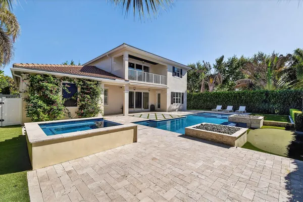 $2,350,000 | 1106 Wilshire Drive, Jupiter, FL 33458