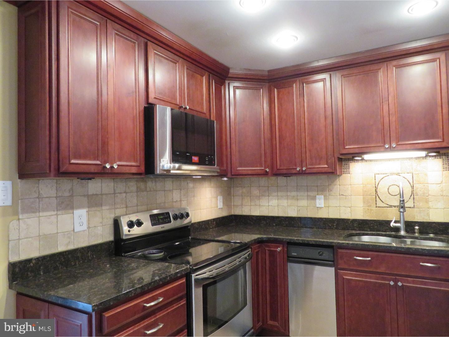 34 Quartz Road Levittown, PA 19057 - Photo 6 of 25 Gallery Image 6