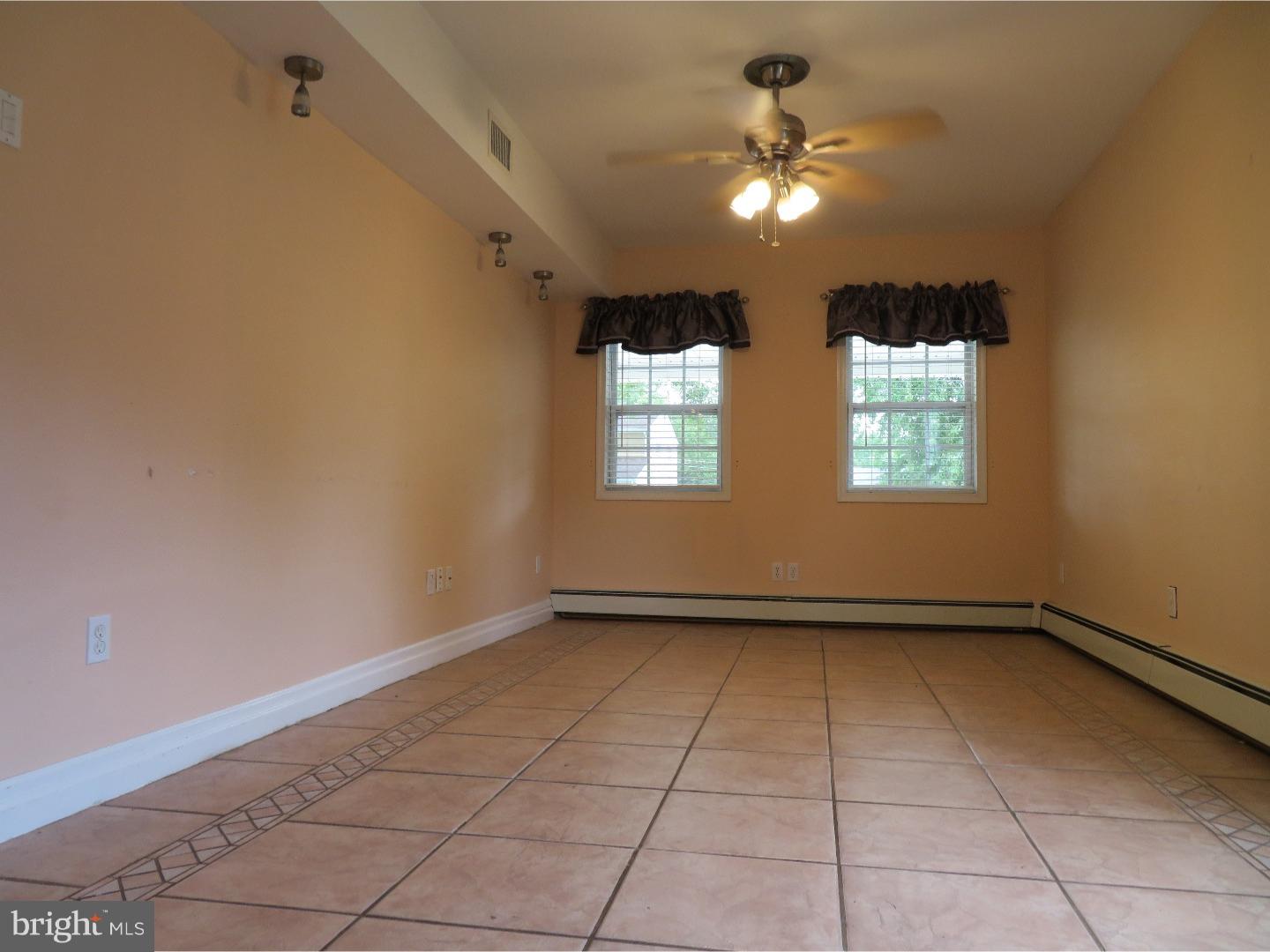 34 Quartz Road Levittown, PA 19057 - Photo 8 of 25 Gallery Image 8