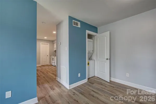 $1,095 | 1048 Avondale Road, Unit 11, Lowell, NC 28098