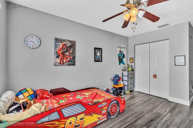 a bathroom with a toilet