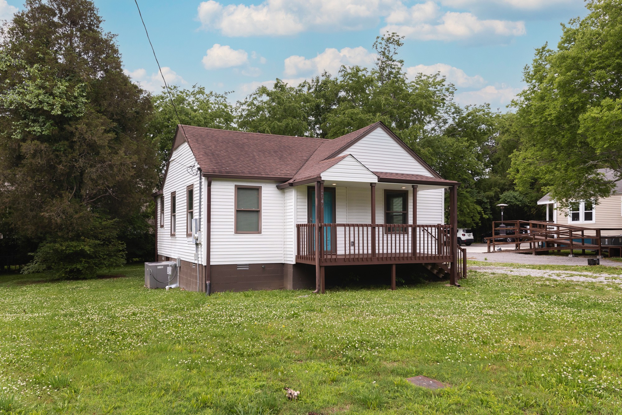2649 Smith Springs Road Nashville, TN 37217 - Photo 2 of 34 Gallery Image 2