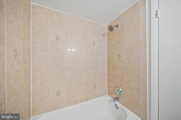 $297,000 | 12202 Braxfield Court, Unit 5, Rockville, MD 20852