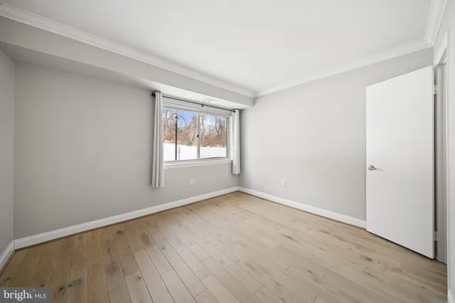 $297,000 | 12202 Braxfield Court, Unit 5, Rockville, MD 20852