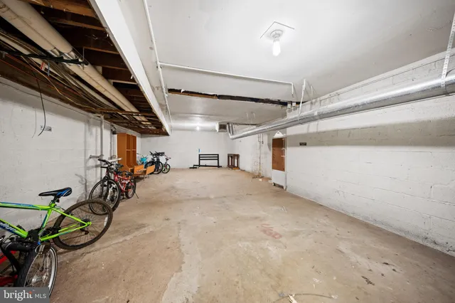 $297,000 | 12202 Braxfield Court, Unit 5, Rockville, MD 20852