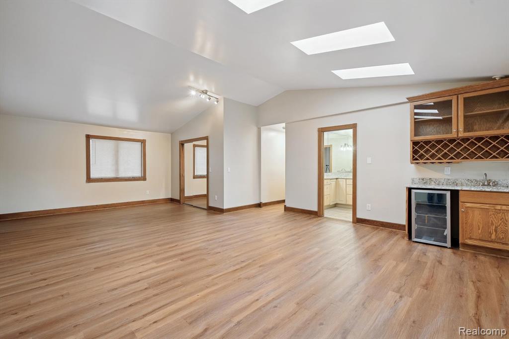 8270 McClements Road Brighton, MI 48114 - Photo 16 of 25 Gallery Image 16