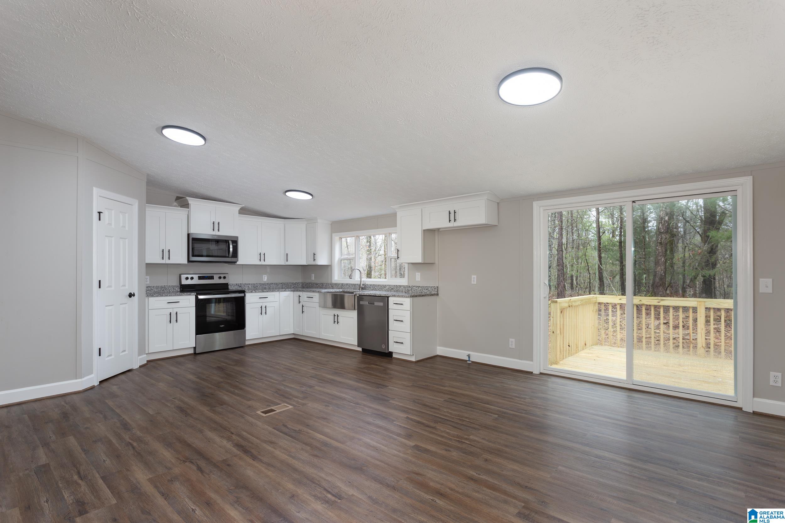 479 Old Creek Road Ohatchee, AL 36271 - Photo 9 of 38