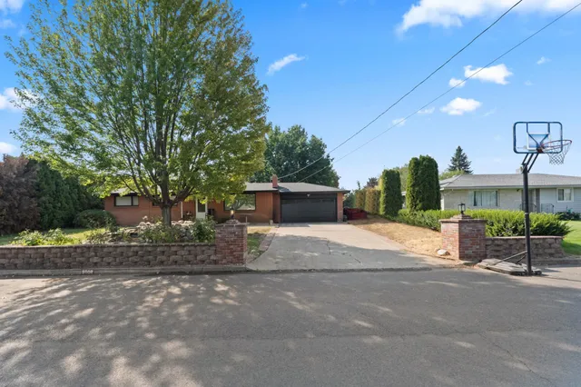 $439,000 | 9808 East Shannon Avenue, Spokane Valley, WA 99206