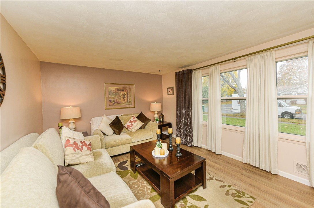 18 John Jay Drive Irondequoit, NY 14617 - Photo 16 of 37