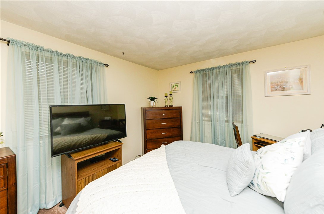 18 John Jay Drive Irondequoit, NY 14617 - Photo 20 of 37