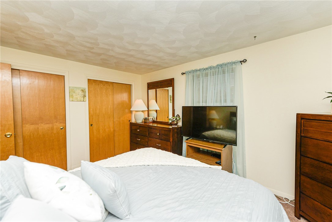 18 John Jay Drive Irondequoit, NY 14617 - Photo 23 of 37