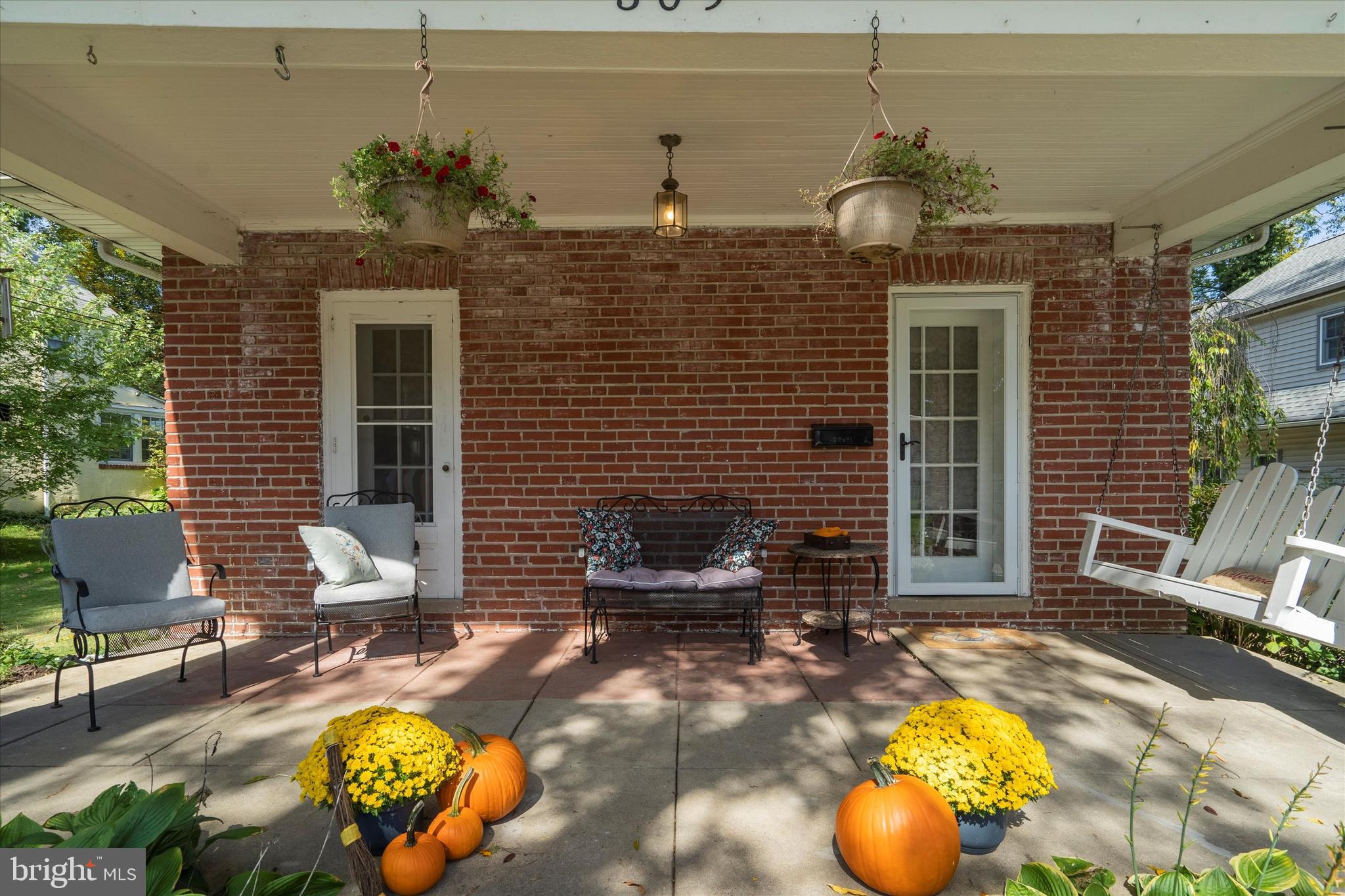 309 Boyer Road Cheltenham, PA 19012 - Photo 3 of 35 Front Porch