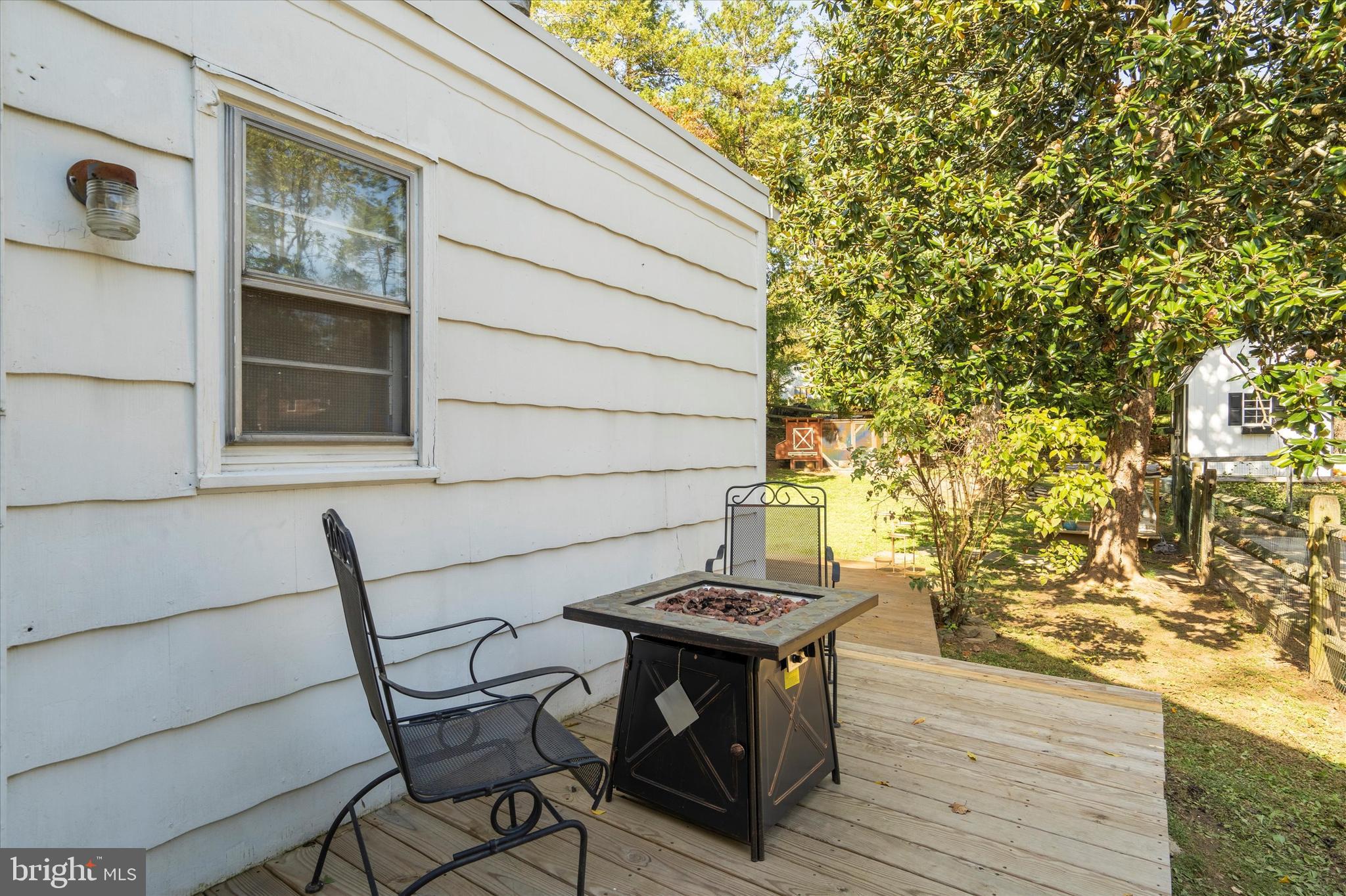 309 Boyer Road Cheltenham, PA 19012 - Photo 32 of 35 Side Deck