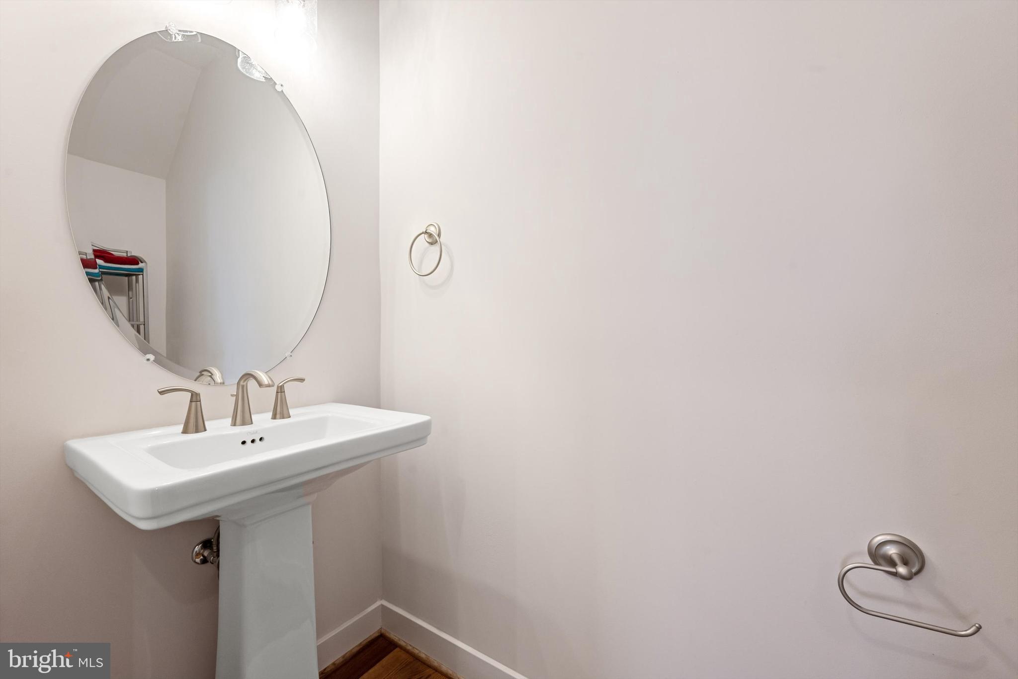 147 Doonbeg Court Winchester, VA 22602 - Photo 14 of 32 half bath