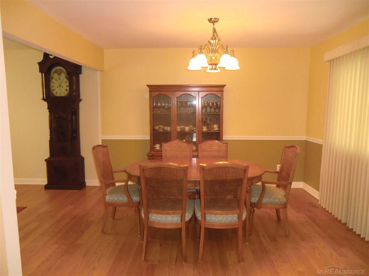 16620 Faulman Road Clinton Township, MI 48035 - Photo 13 of 28 31375368-12.JPG