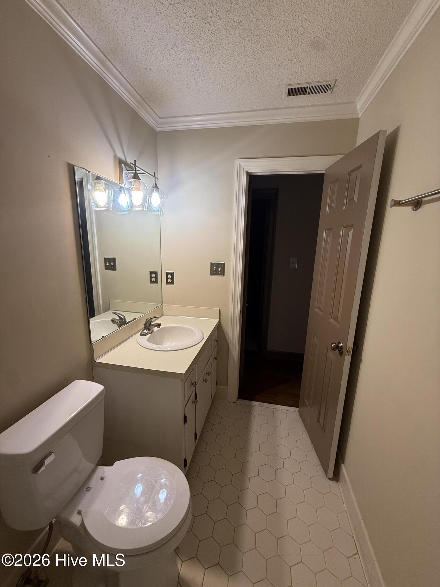 1601 Benvenue Forest Road Rocky Mount, NC 27804 - Photo 26 of 27 IMG_3551