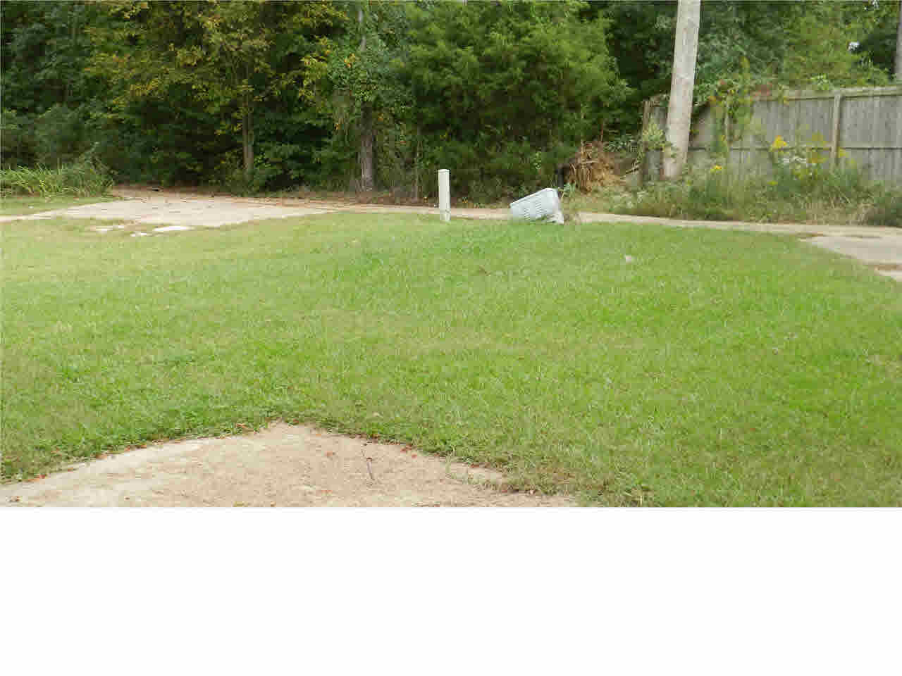 145 Cumberland Road, Unit A Brandon, MS 39047 - Photo 14 of 15 Backyard with Double Parking Pad