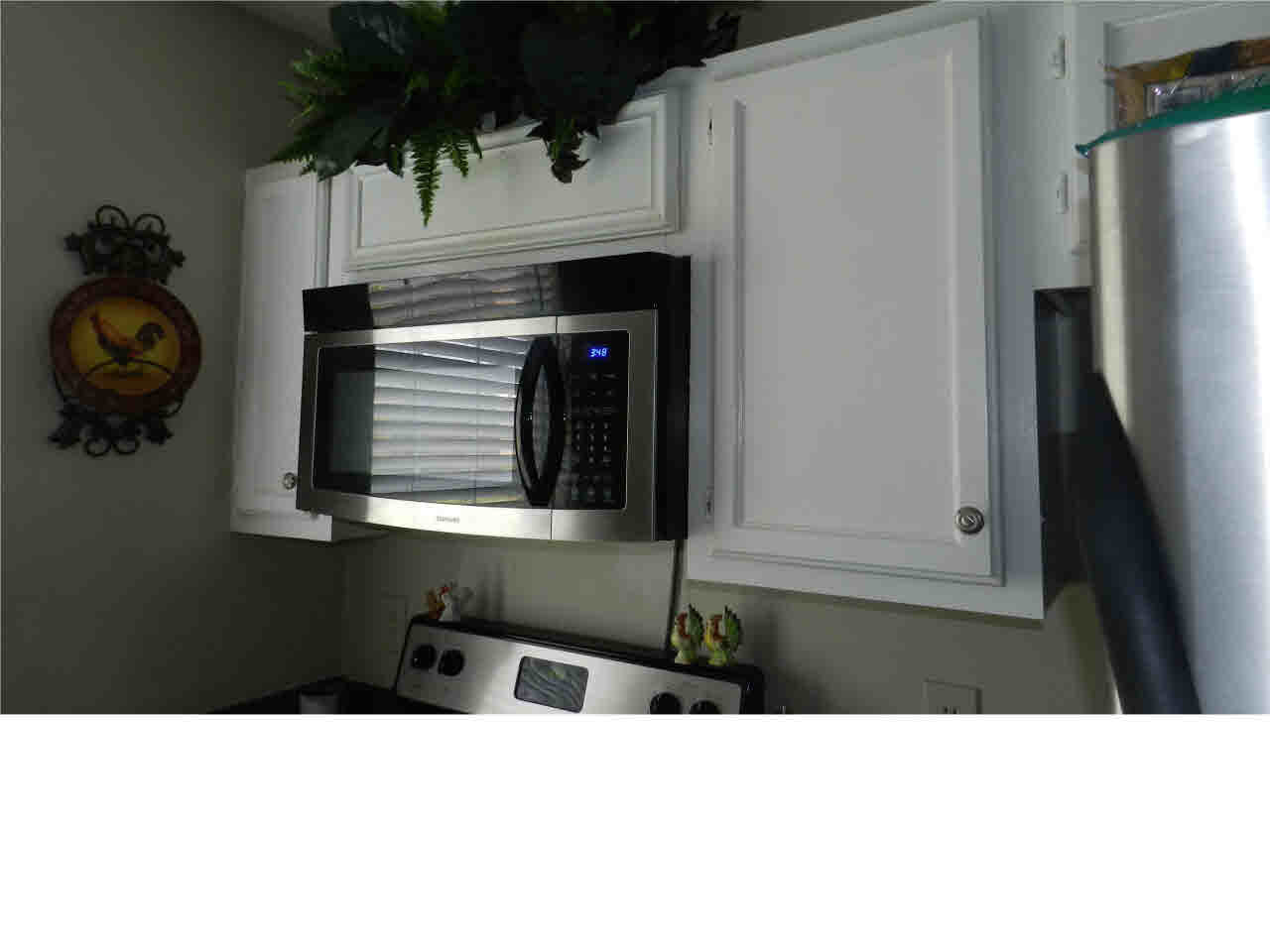 145 Cumberland Road, Unit A Brandon, MS 39047 - Photo 7 of 15 Built-in Stainless Microwave