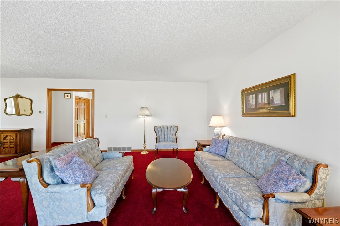 222 Warner Road Lancaster, NY 14086 - Photo 10 of 50