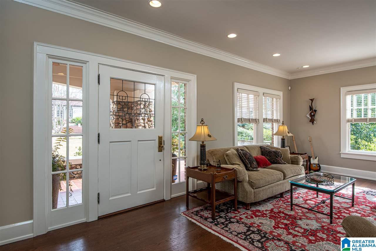 828 Conroy Road Birmingham, AL 35222 - Photo 5 of 47