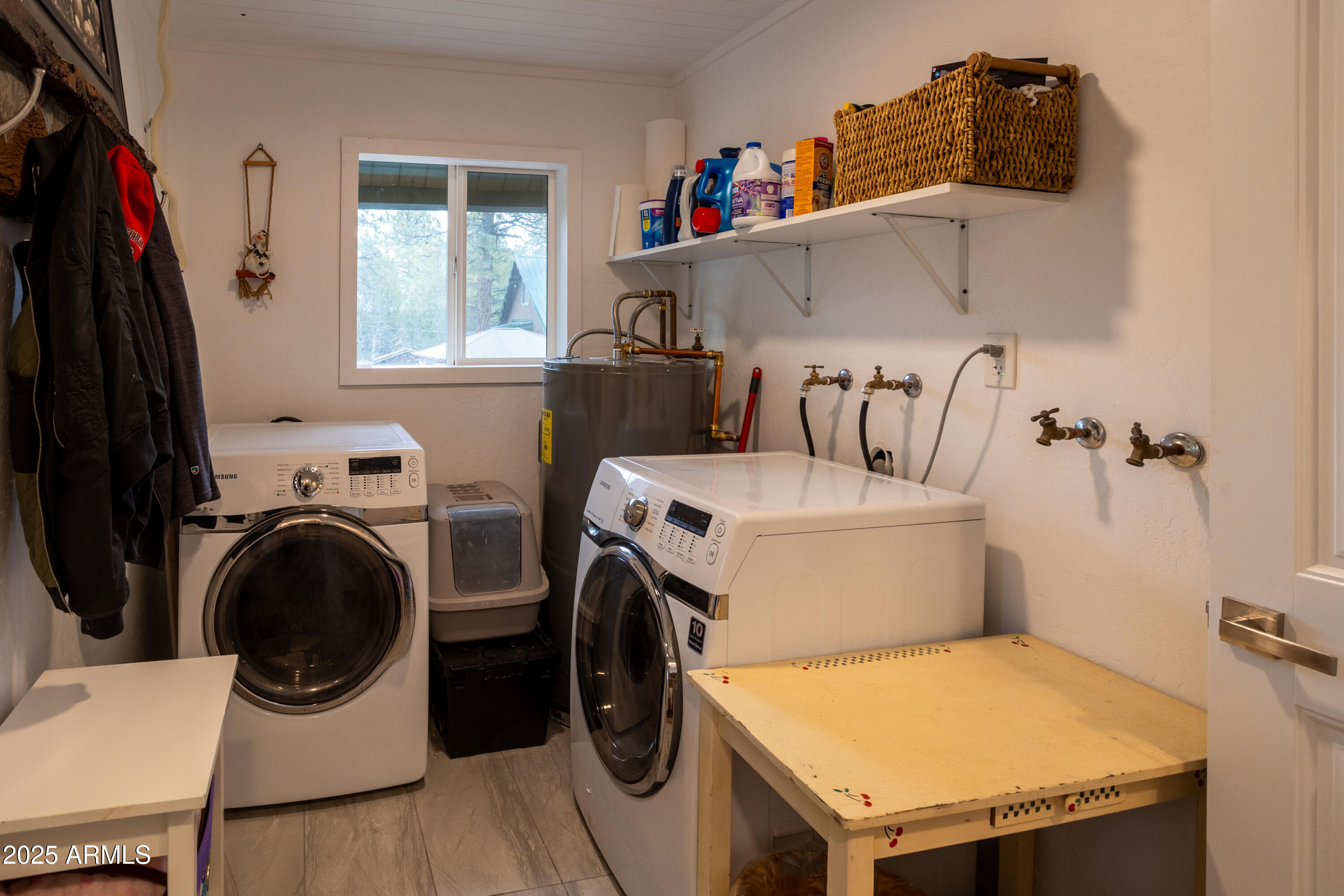 1912 Little Doe Trail Overgaard, AZ 85933 - Photo 23 of 36 PAX_8166-HDR