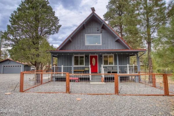$469,000 | 1912 Little Doe Trail, Overgaard, AZ 85933