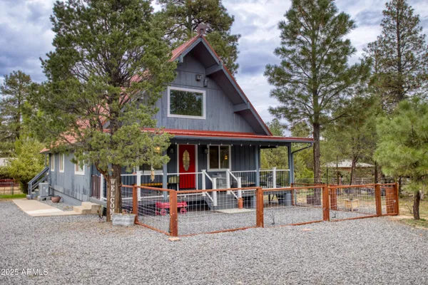 $469,000 | 1912 Little Doe Trail, Overgaard, AZ 85933