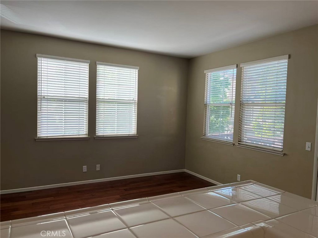 8 Pearleaf Irvine, CA 92618 - Photo 4 of 18
