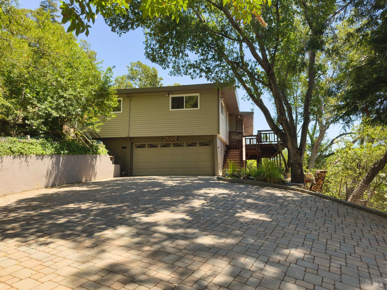 77 Martling Road San Anselmo, CA 94960 - Photo 4 of 40