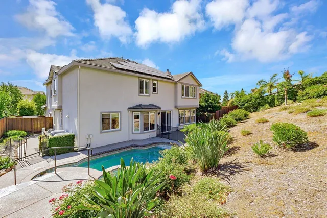 $1,595,000 | 5391 Fernbank Drive, Concord, CA 94521