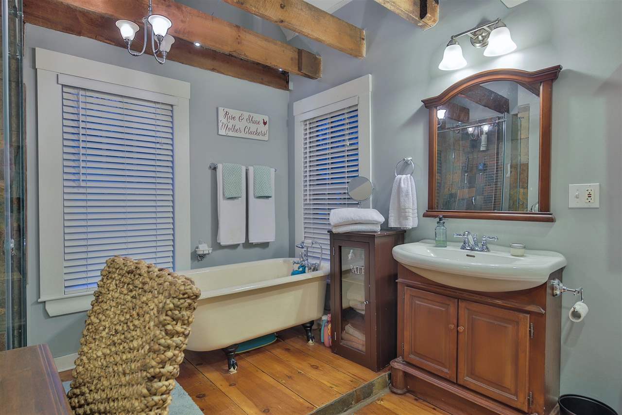 70 Main Street Danville, NH 03819 - Photo 27 of 30