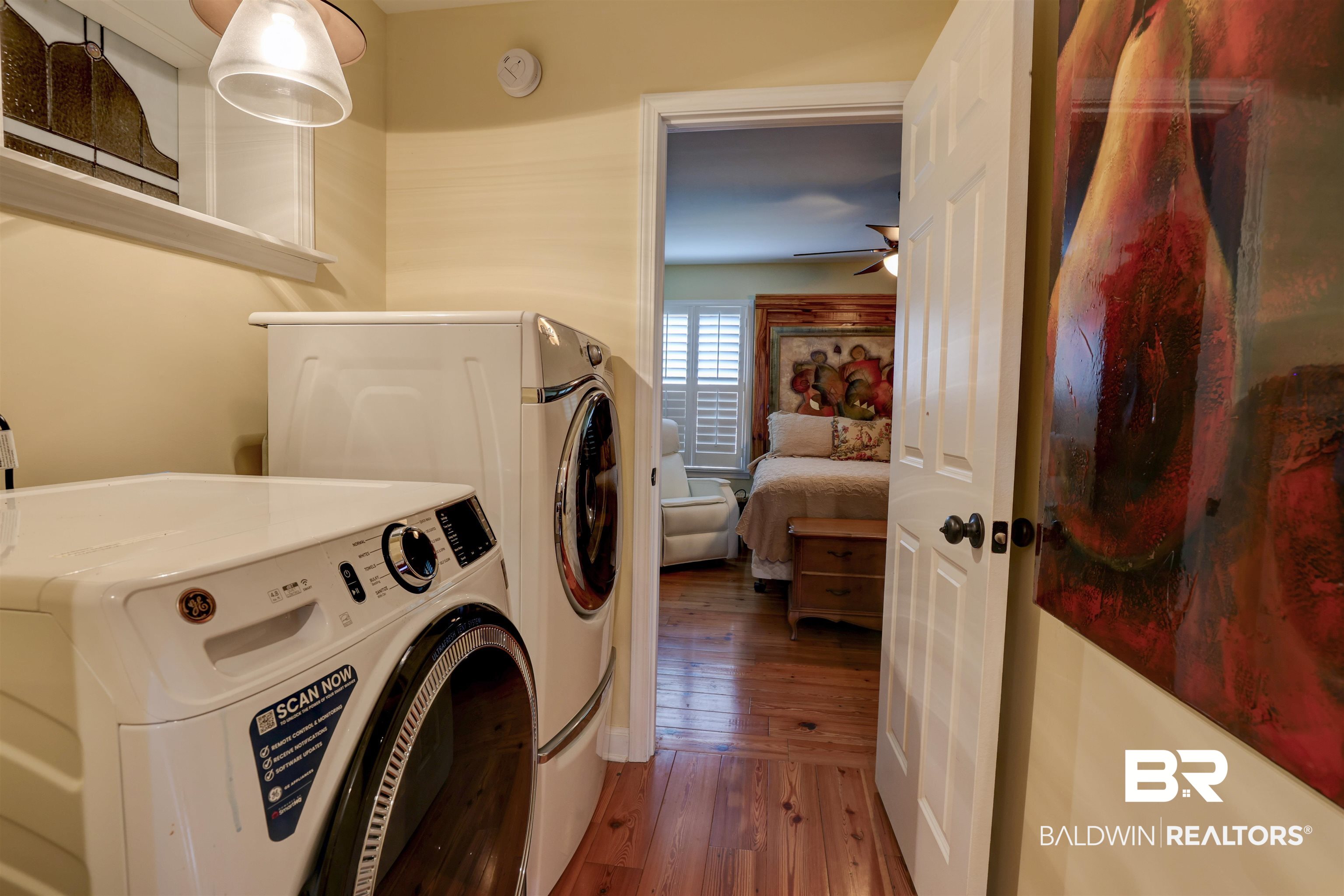8 White Avenue Fairhope, AL 36532 - Photo 18 of 39 Laundry