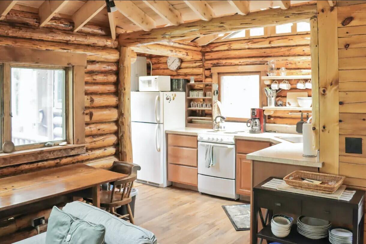 4 Crooked Pine Road Boothbay Harbor, ME 04538 - Photo 13 of 20 12 Kitchen