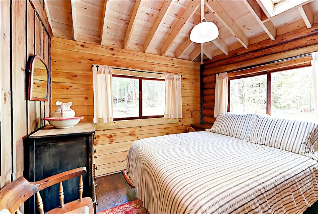 4 Crooked Pine Road Boothbay Harbor, ME 04538 - Photo 14 of 20 13 Bedroom 1