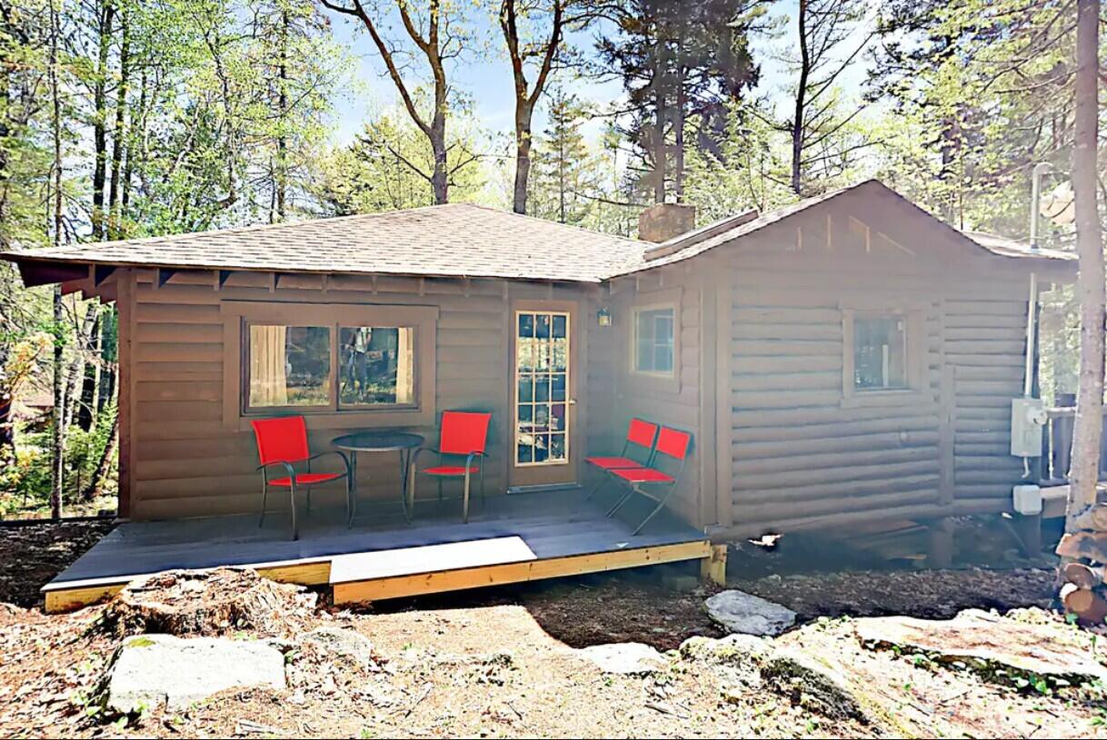 4 Crooked Pine Road Boothbay Harbor, ME 04538 - Photo 5 of 20 4 Deck Exterior