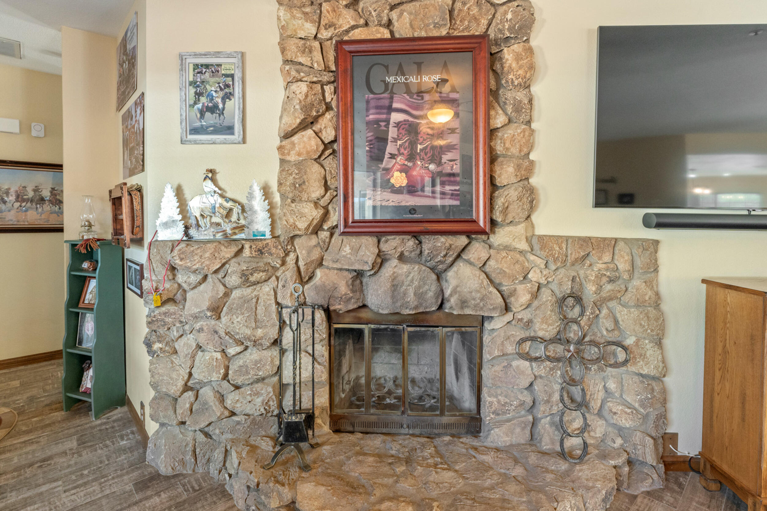 6535 Juniper Crest Road Agua Dulce, CA 91390 - Photo 12 of 63 32_dsc05122-edit
