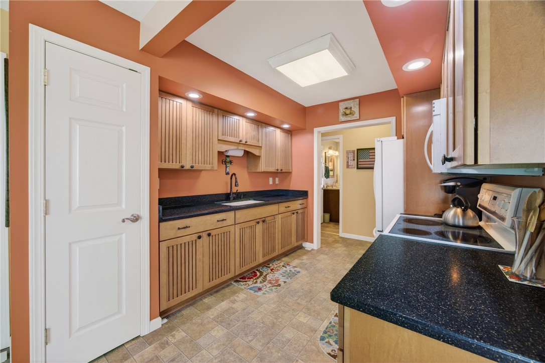 1285 Arrowhead Beach Road Torrey, NY 14441 - Photo 15 of 38