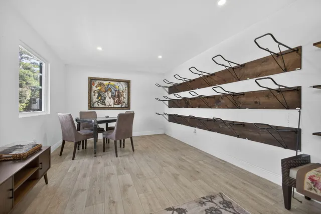 a view of backyard with tree