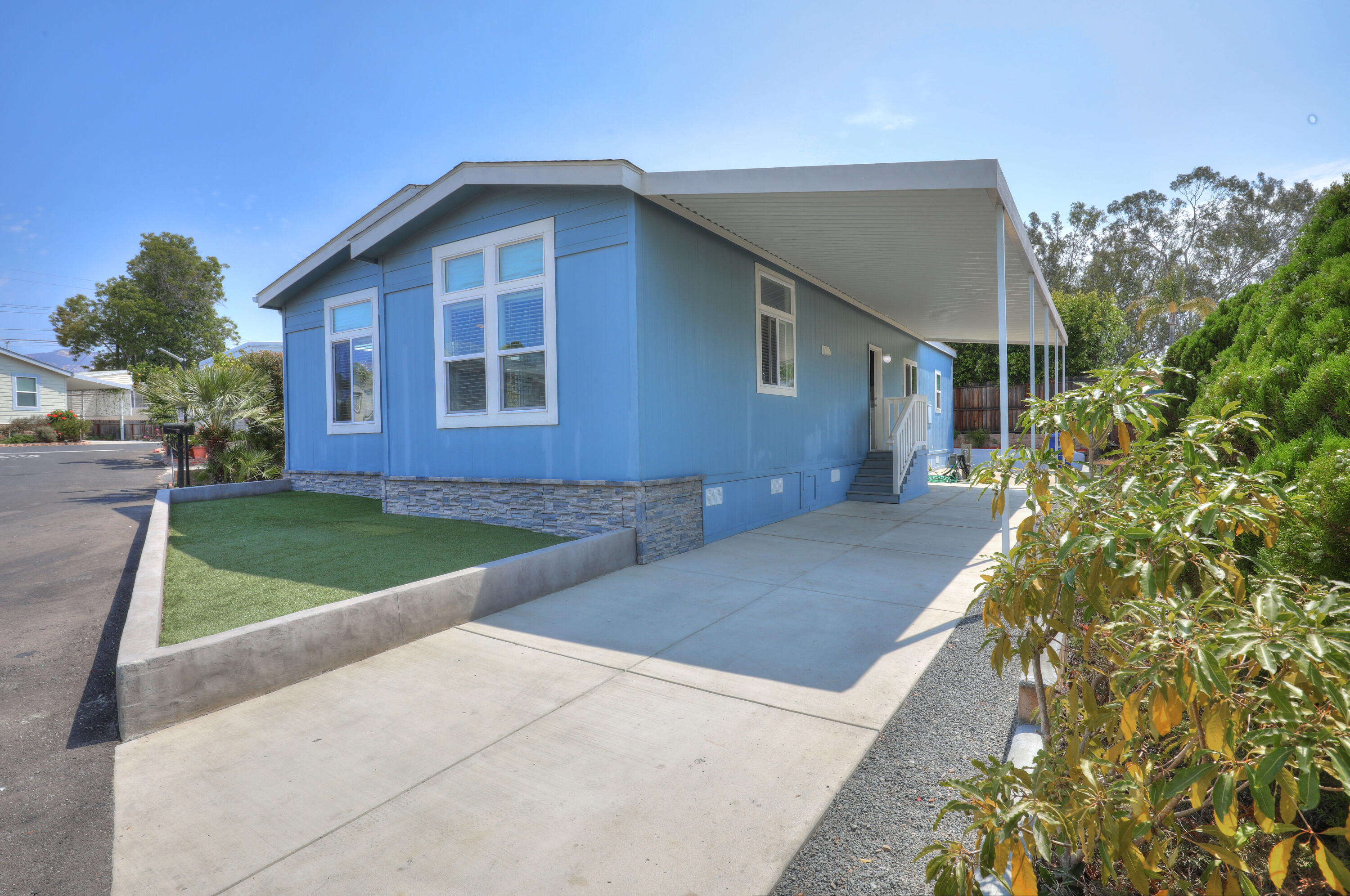 30 Winchester Canyon Road, Unit 119 Goleta, CA 93117 - Photo 13 of 19 Drive way