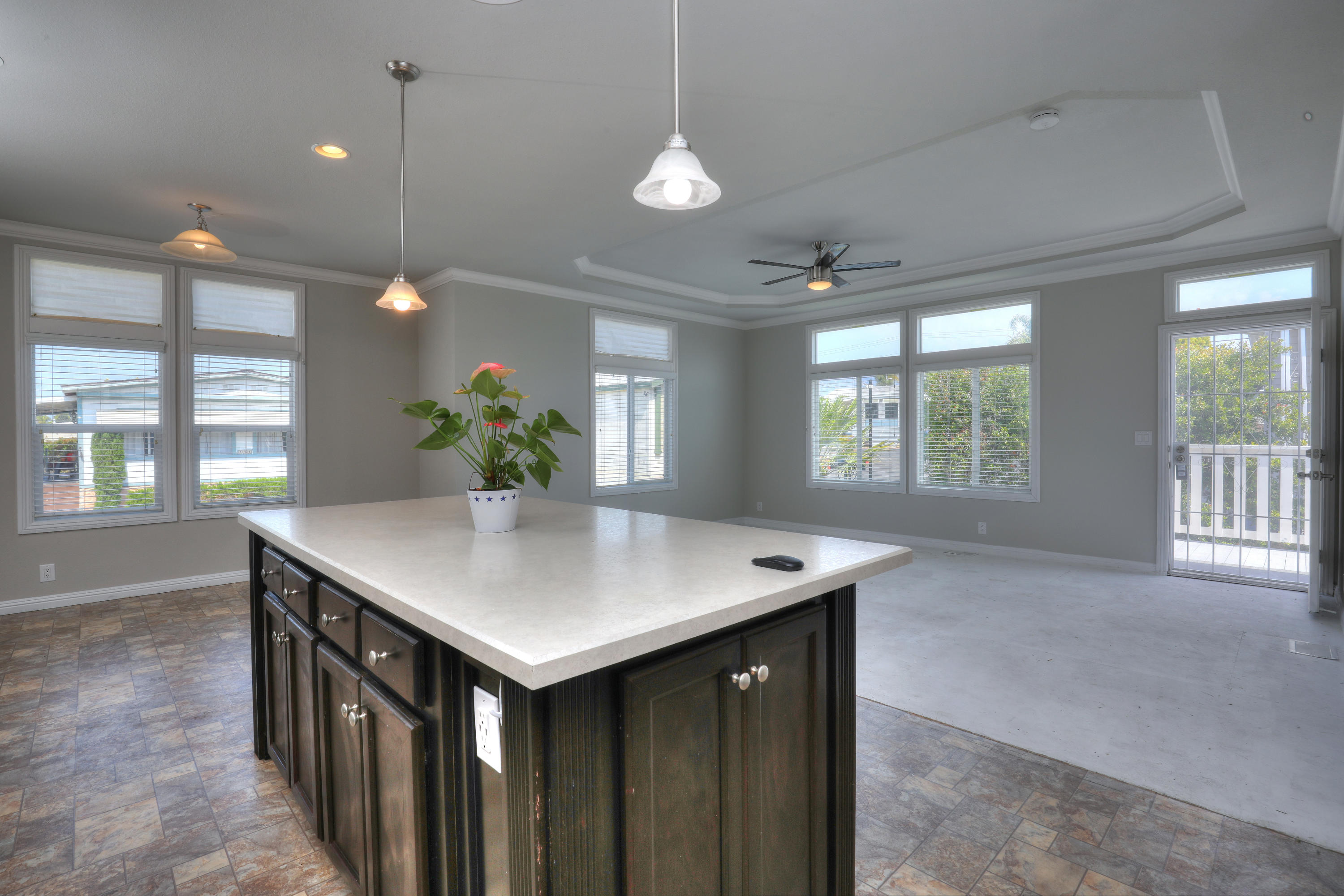 30 Winchester Canyon Road, Unit 119 Goleta, CA 93117 - Photo 3 of 19 Kitchen & living