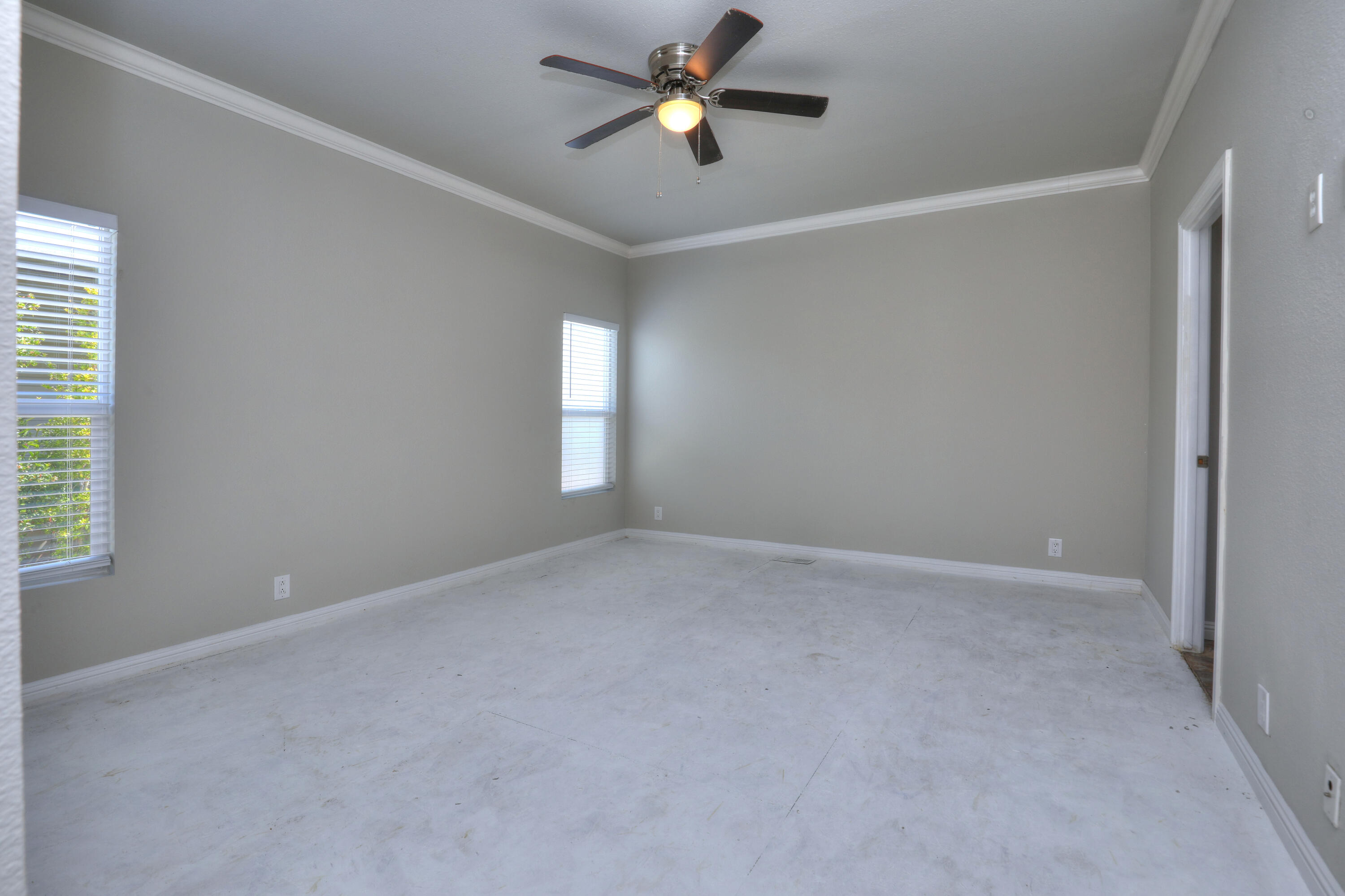 30 Winchester Canyon Road, Unit 119 Goleta, CA 93117 - Photo 8 of 19 Primary Bedroom