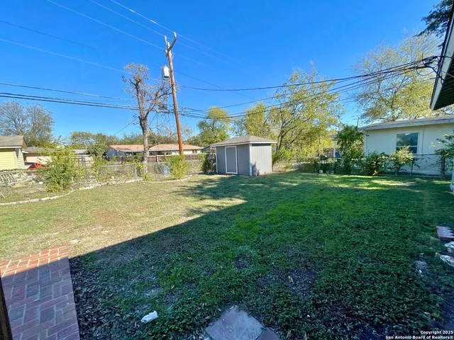 $1,450 | 335 Saratoga Drive, San Antonio, TX 78213