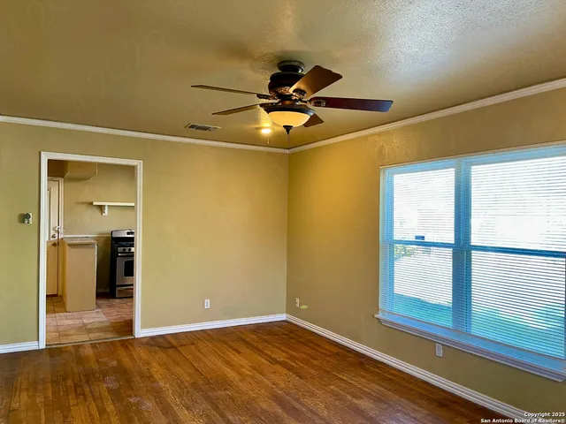 $1,450 | 335 Saratoga Drive, San Antonio, TX 78213