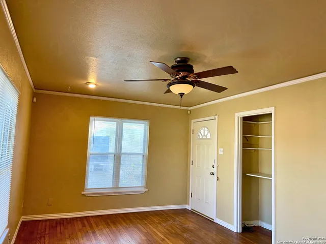 $1,450 | 335 Saratoga Drive, San Antonio, TX 78213