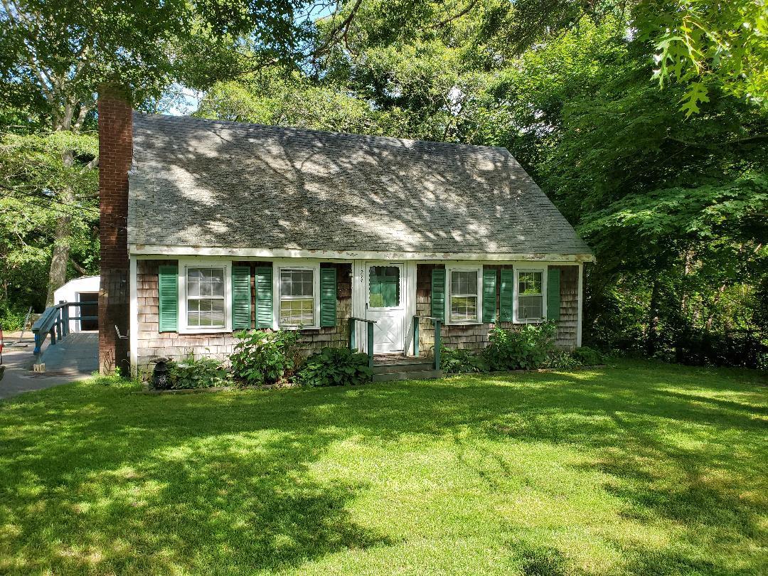 274 Lincoln Road Barnstable, MA 02601 - Photo 1 of 16 274 Lincoln front main pic