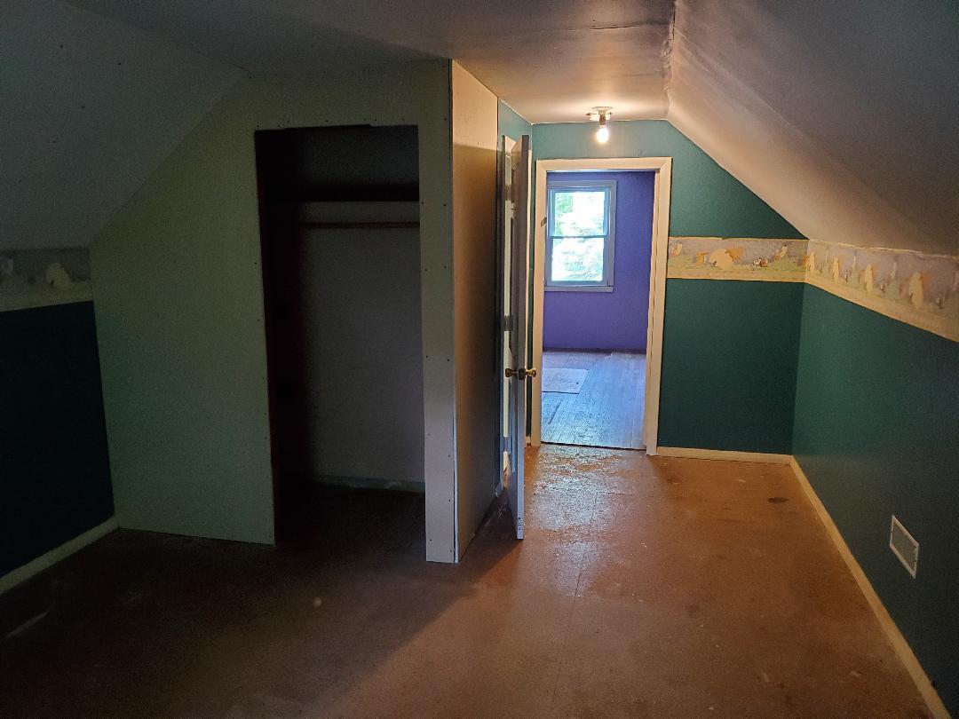274 Lincoln Road Barnstable, MA 02601 - Photo 12 of 16 274 lincoln upstairs pic