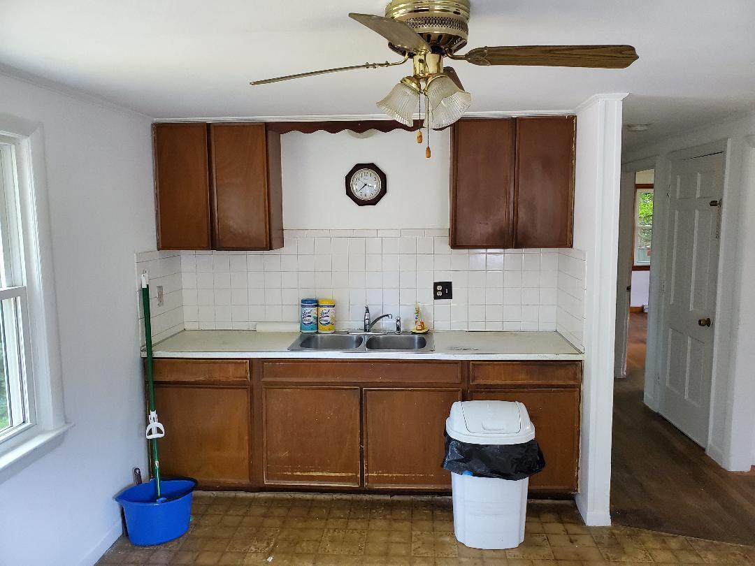 274 Lincoln Road Barnstable, MA 02601 - Photo 6 of 16 274 lincoln kitchen area