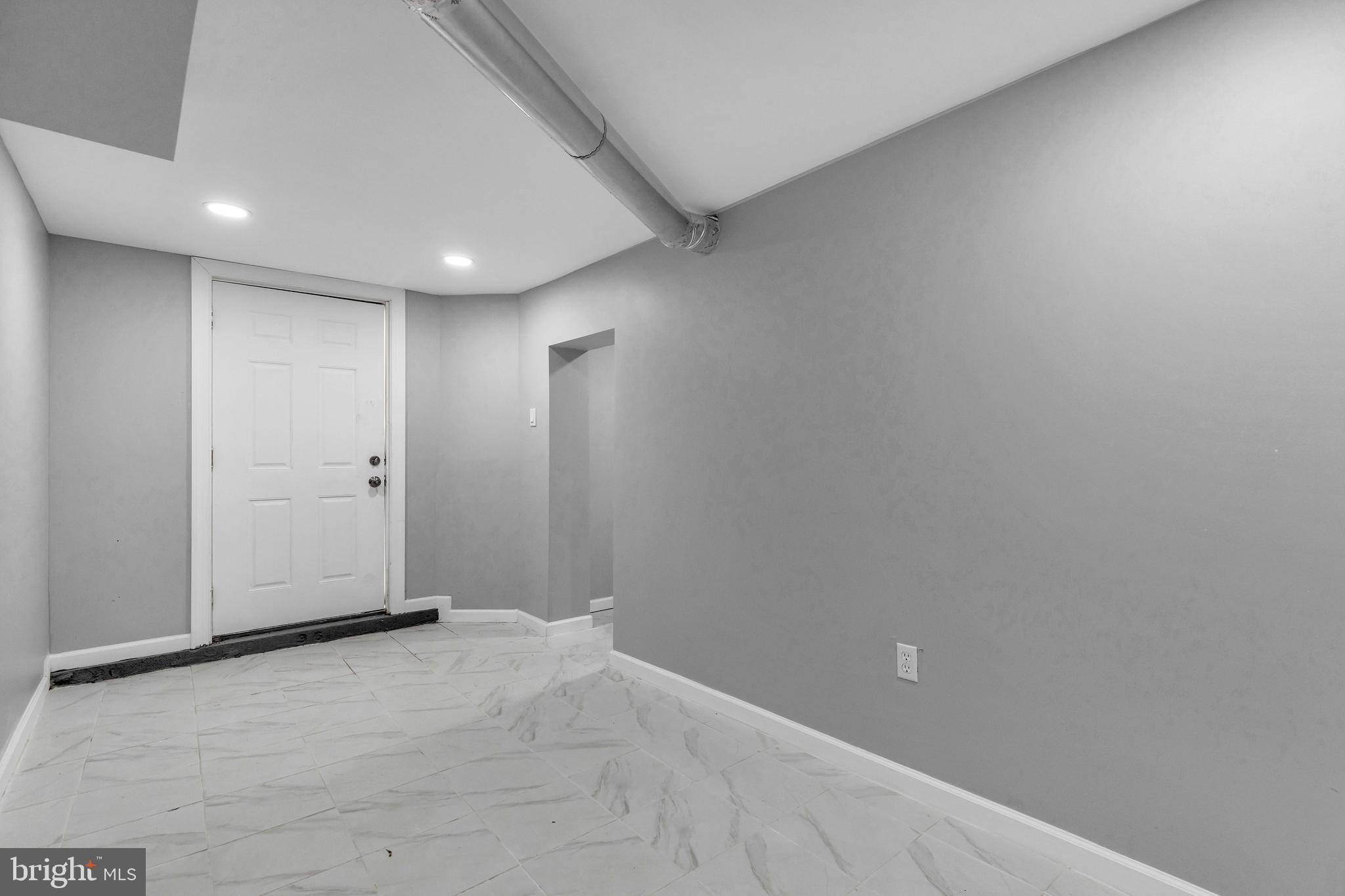 120 Englewood Road Upper Darby, PA 19082 - Photo 22 of 29 a view of an empty room