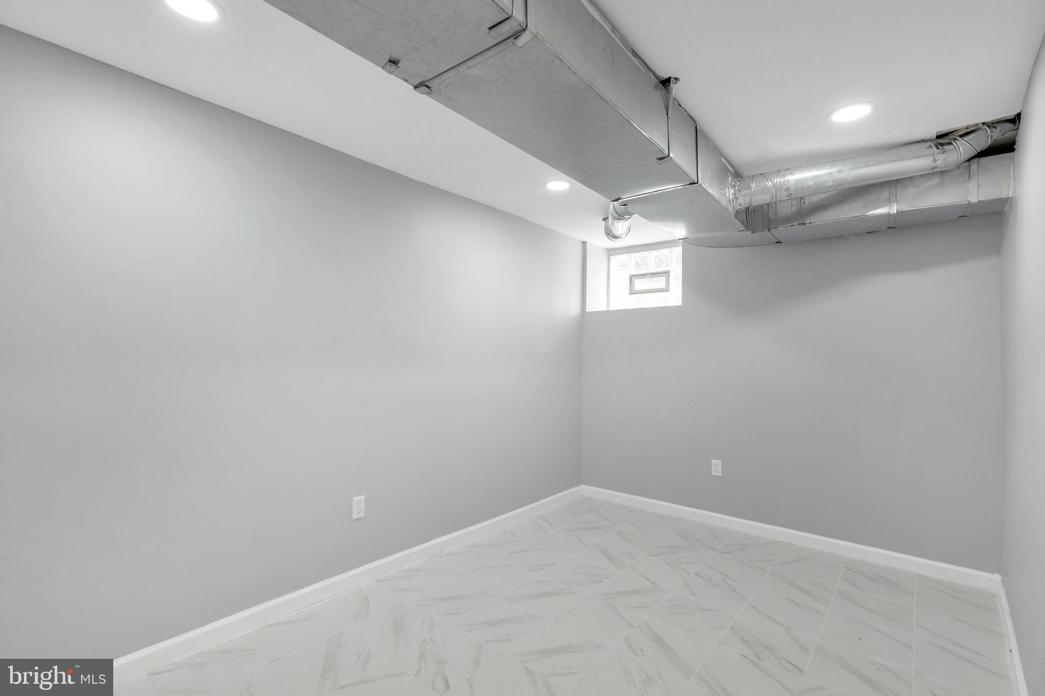 120 Englewood Road Upper Darby, PA 19082 - Photo 24 of 29 a view of a hallway