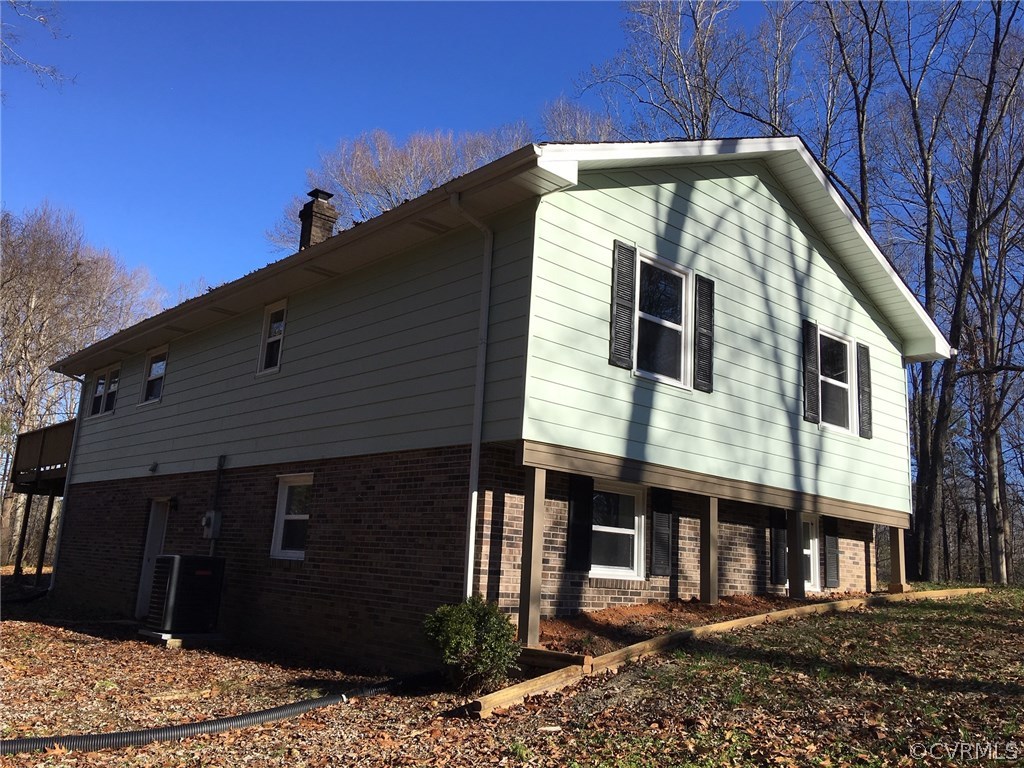 16800 Sandy Ford Road Chesterfield, VA 23838 - Photo 3 of 50 Gallery Image 3